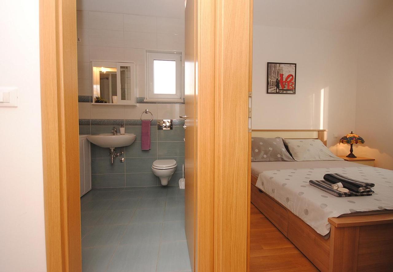 Apartment Noel Рогозниця Екстер'єр фото